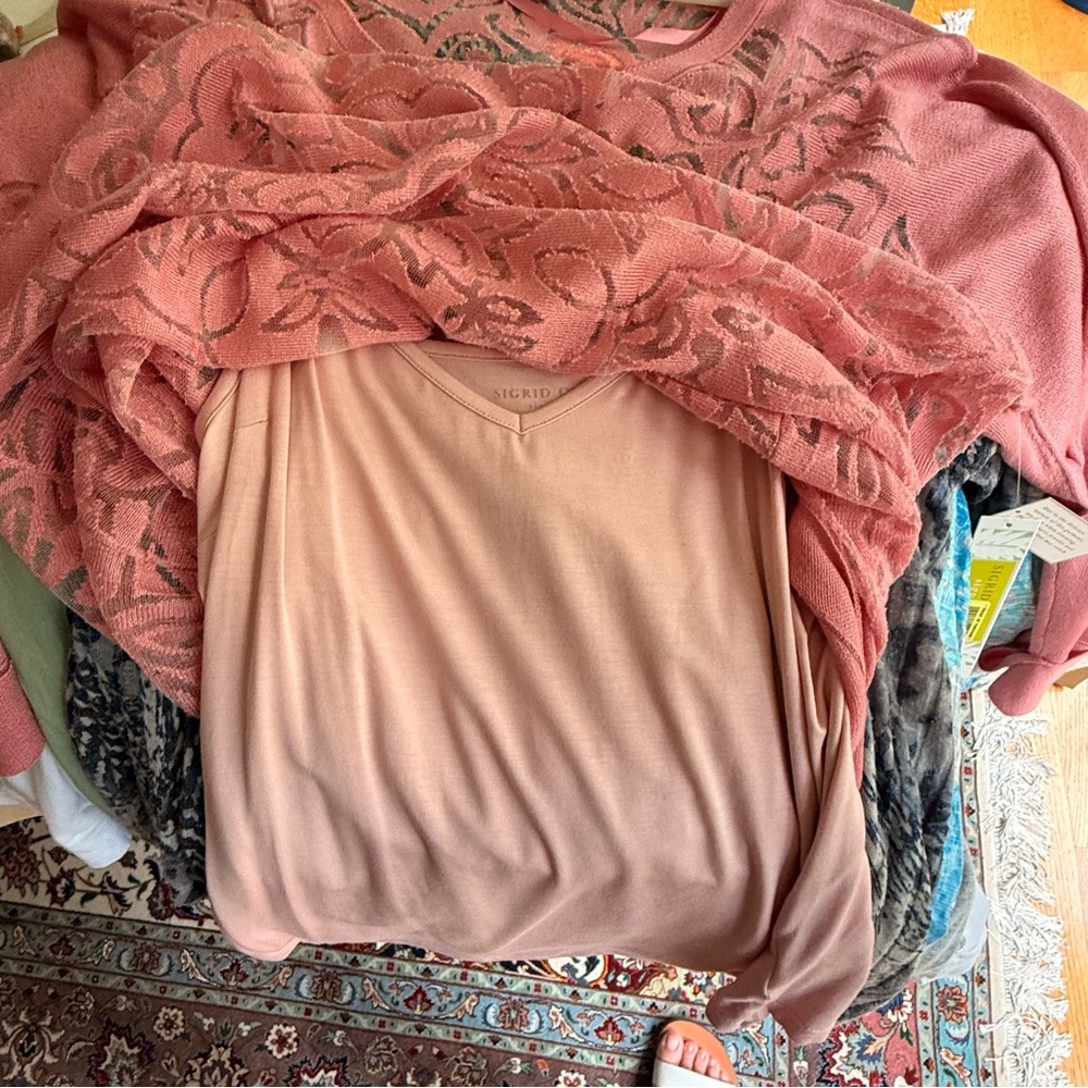 Sigrid Olsen Pink Floral Lace Transparent Blouse with Seperate Liner Tank Top - Picture 11 of 14
